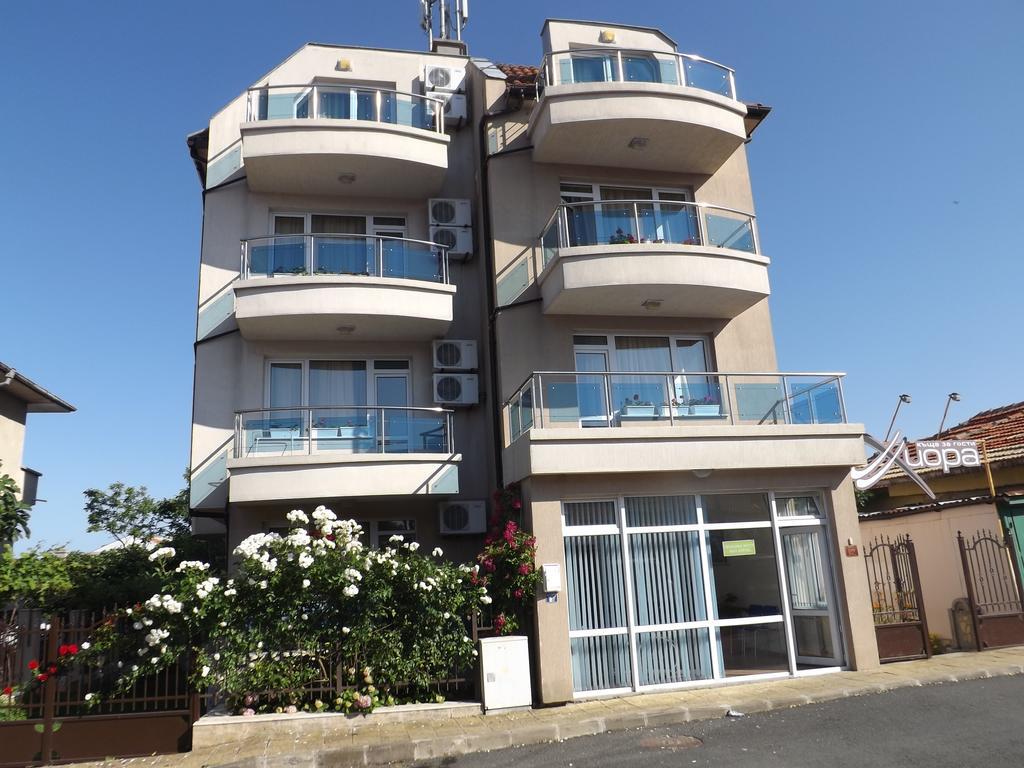 Guest House Hiora Ahtopol Exterior foto