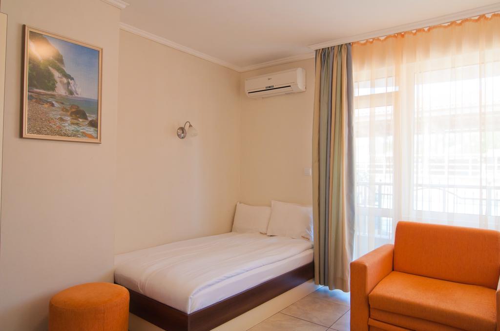 Guest House Hiora Ahtopol Exterior foto